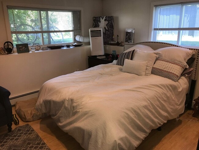 126 Clifton St in Cambridge, MA - Building Photo - Building Photo