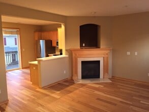 2067 Wellens Street in Chaska, MN - Building Photo - Building Photo