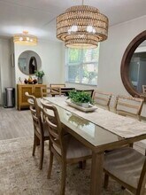 2440 Hillview St in Sarasota, FL - Building Photo - Building Photo