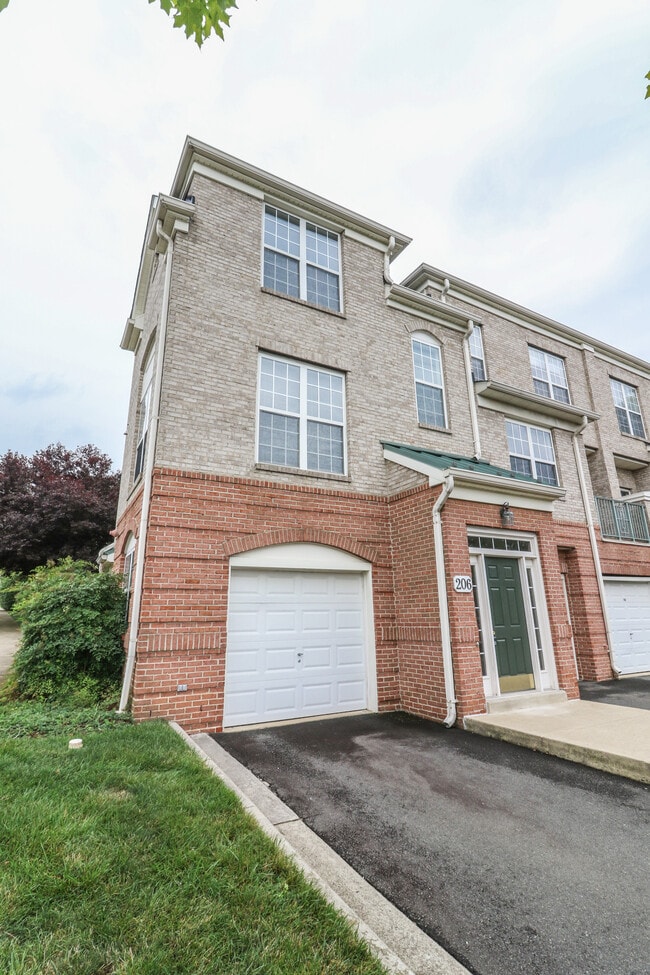 property at 12180 Abington Hall Plz