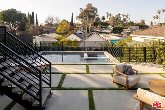 1017 Dexter St in Los Angeles, CA - Building Photo - Building Photo