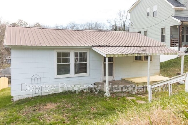 property at 966 Beason Dr