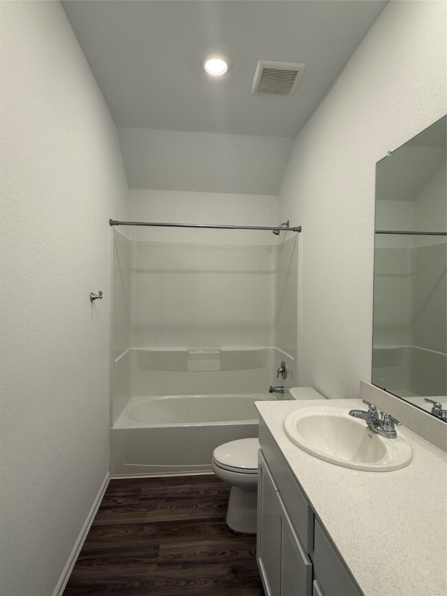 property at 7525 Angels Lndg Ln