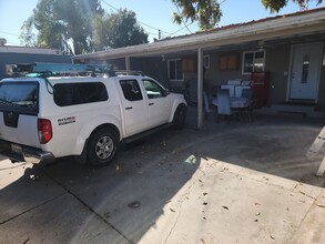 10966 S Broadway in Los Angeles, CA - Building Photo - Building Photo