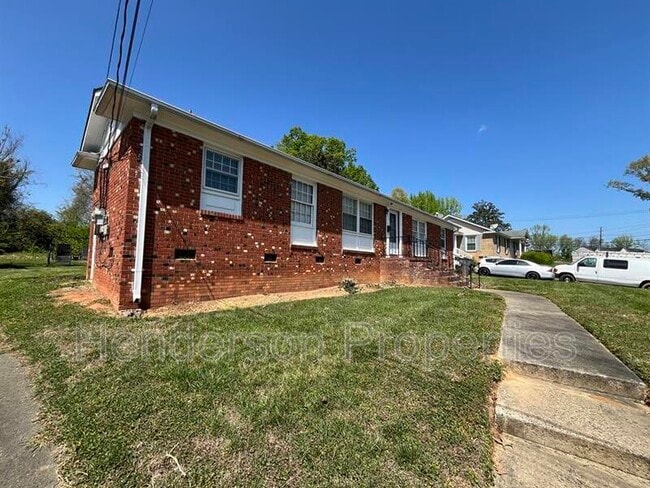 7322 Briardale Dr in Charlotte, NC - Building Photo - Building Photo