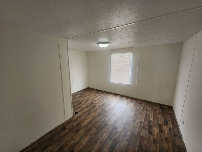 224 Beaver Dam Rd in Waverly, VA - Building Photo - Building Photo