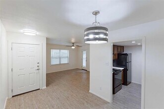 8405 Bent Tree Rd in Austin, TX - Building Photo - Building Photo