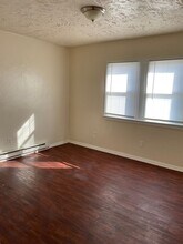1104 Victory Blvd-Unit -Apt 4 in Portsmouth, VA - Building Photo - Building Photo