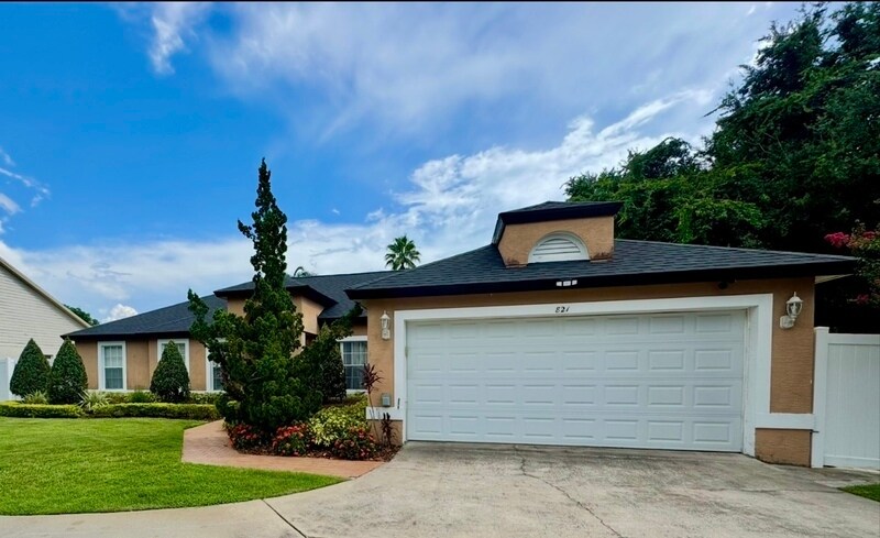 821 Copperfield Terrace in Casselberry, FL - Building Photo