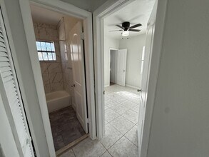 15331 NW 29th Ave in Opa Locka, FL - Building Photo - Building Photo