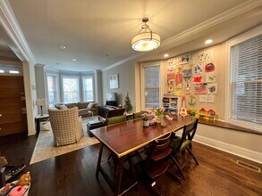 3616 N Bosworth Ave, Unit 1 in Chicago, IL - Building Photo - Building Photo