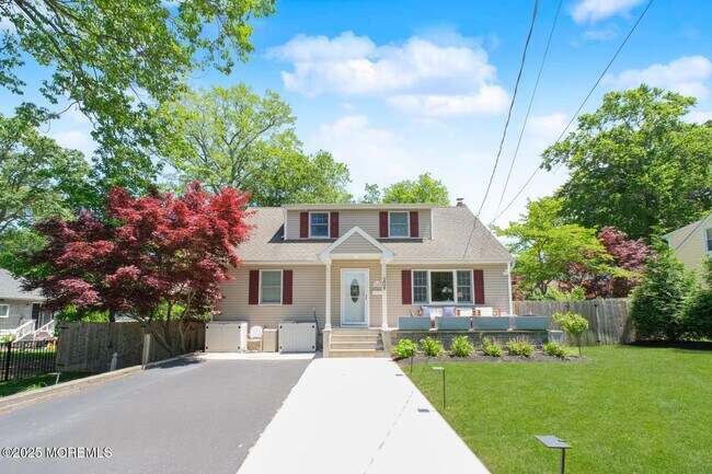 209 Woodcrest Rd in Ocean Township, NJ - Building Photo - Building Photo