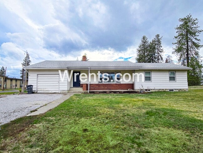 property at 205 N Arnim Ave