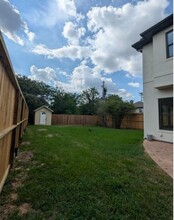 6914 Van Etten St in Houston, TX - Building Photo - Building Photo