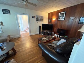 77 Bigelow St in Quincy, MA - Building Photo - Building Photo