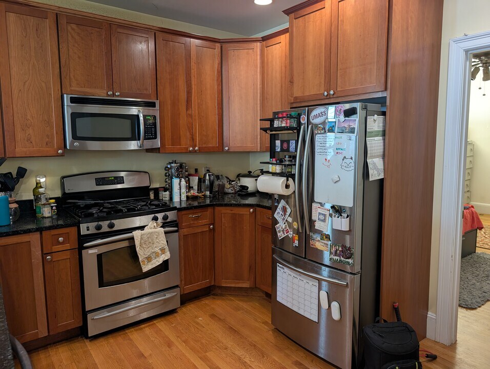 40 Prince St, Unit 1 in Cambridge, MA - Foto de edificio