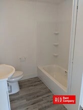 514 Pilaklakaha Ave, Unit 1/2 A in Auburndale, FL - Building Photo - Building Photo