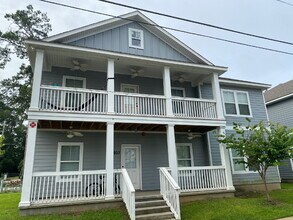 1805 Belle Vue Way in Tallahassee, FL - Building Photo - Building Photo