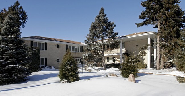 718-728 E Sha-bonee Trl in Mount Prospect, IL - Foto de edificio - Building Photo