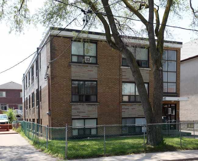 23 Thornton Ave in Toronto, ON - Building Photo - Primary Photo