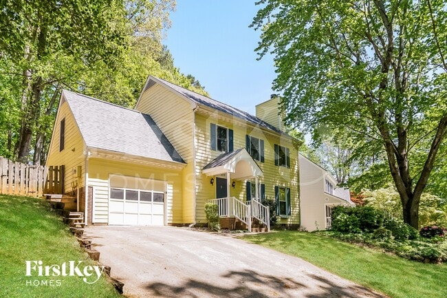 202 Dalmeny Dr in Cary, NC - Foto de edificio - Building Photo