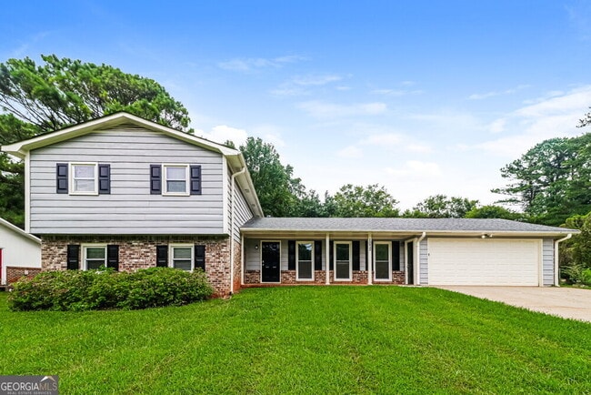 property at 1072 Martin Nash Rd SW