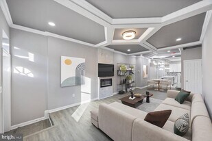723 N Luzerne Ave in Baltimore, MD - Building Photo