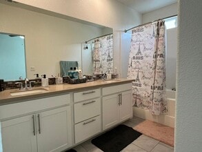 3719 Amelia Rose Way in Sacramento, CA - Building Photo - Building Photo