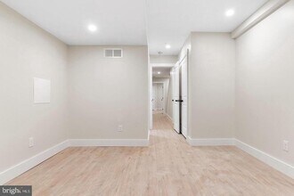 2539 Cecil B. Moore Ave in Philadelphia, PA - Building Photo - Building Photo