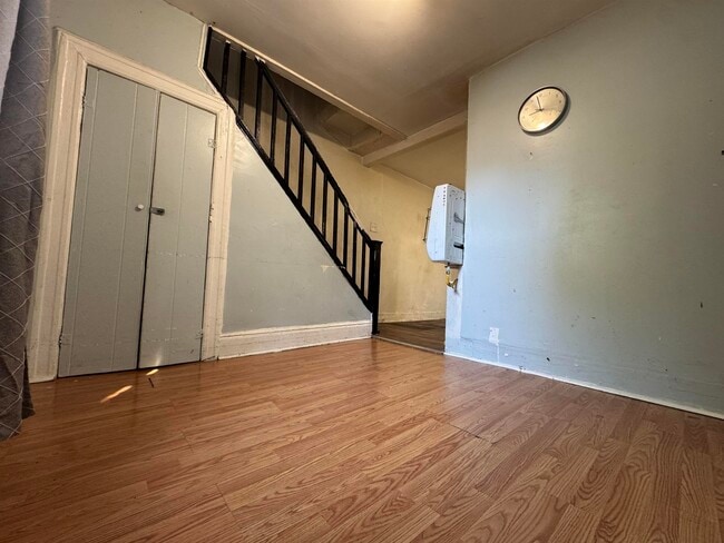 423 4th St in Union City, NJ - Building Photo - Building Photo
