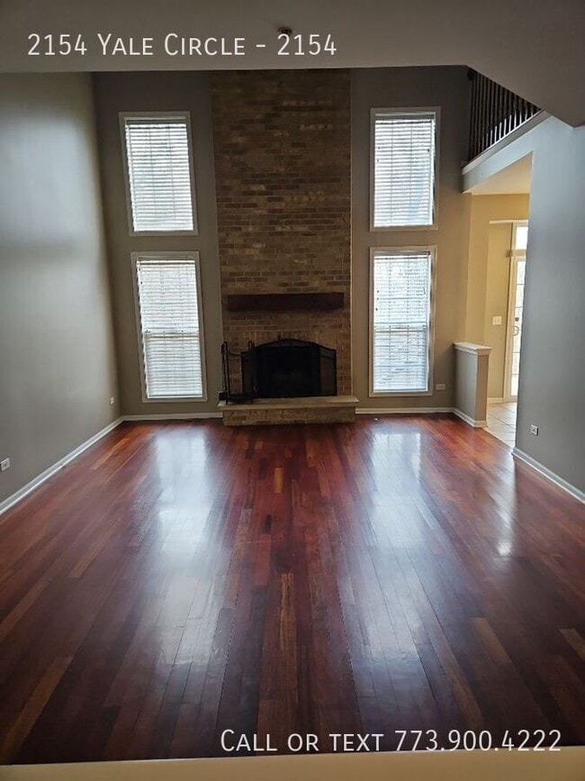 2154 Yale Cir in Hoffman Estates, IL - Building Photo - Building Photo