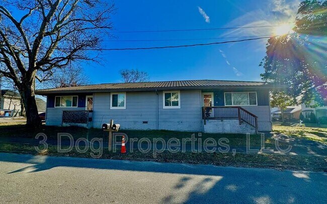 524 S Holly St in Chattanooga, TN - Building Photo - Building Photo