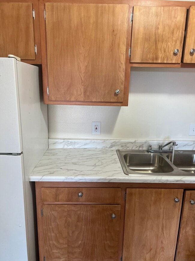 property at 3718 Hazelwood St