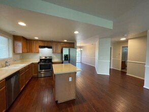 2404 24th St in Sacramento, CA - Building Photo - Building Photo