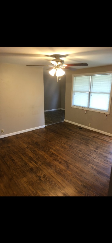 105 Wilkerson St in Decherd, TN - Building Photo - Building Photo