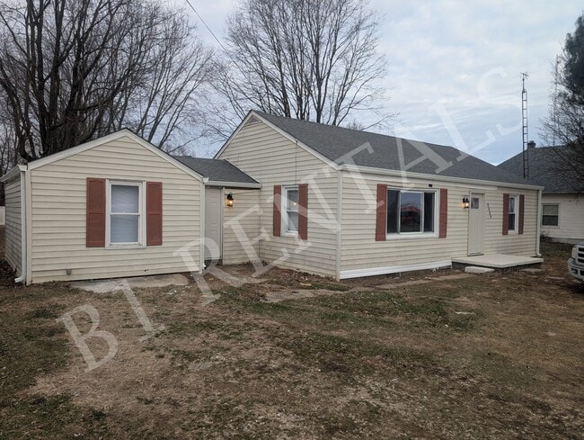 property at 6632 N Mill St