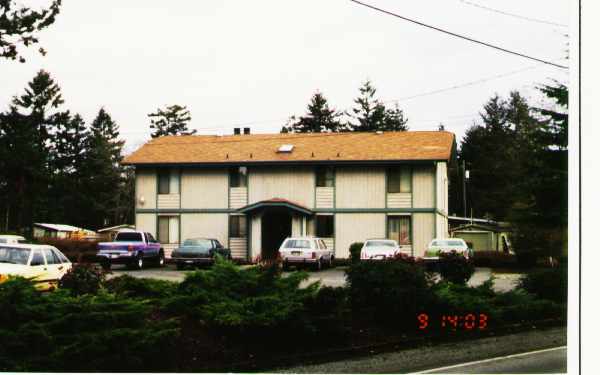 10715 Sales Rd S in Tacoma, WA - Foto de edificio