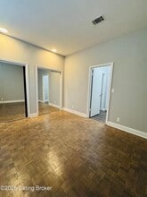 153 Thierman Ln in Louisville, KY - Building Photo - Building Photo