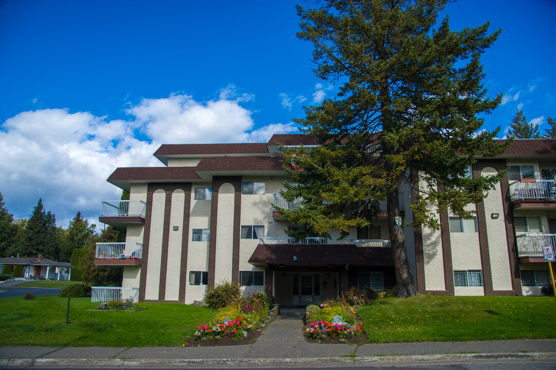 St. Laurent Manor Apartments in Prince George, BC - Building Photo