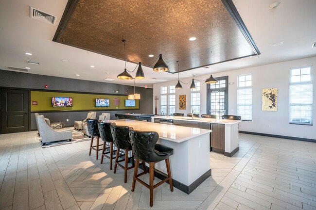 Waterstone at Hamburg Apartments in Lexington, KY - Building Photo - Building Photo