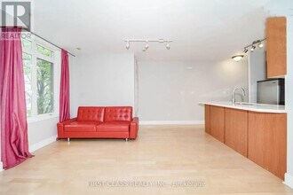 415-415 Jarvis St in Toronto, ON - Building Photo - Building Photo