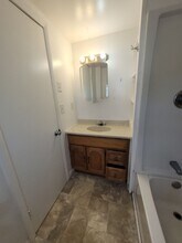 776 NY-284 in Westtown, NY - Building Photo - Building Photo
