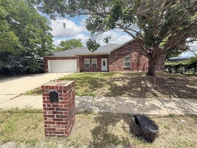 property at 3922 Washington St