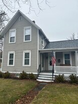 68 High St in Geneva, NY - Building Photo
