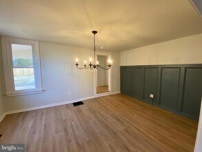 742 St Joseph St in Lancaster, PA - Foto de edificio - Building Photo