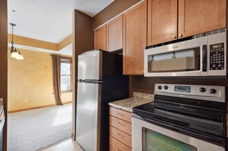 625 Dayton Ave in St. Paul, MN - Building Photo - Building Photo