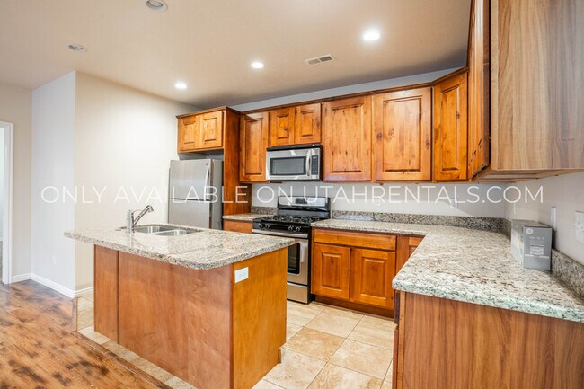 property at 698 E 1600 S
