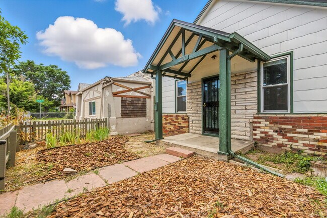 207 Galapago St in Denver, CO - Building Photo - Building Photo
