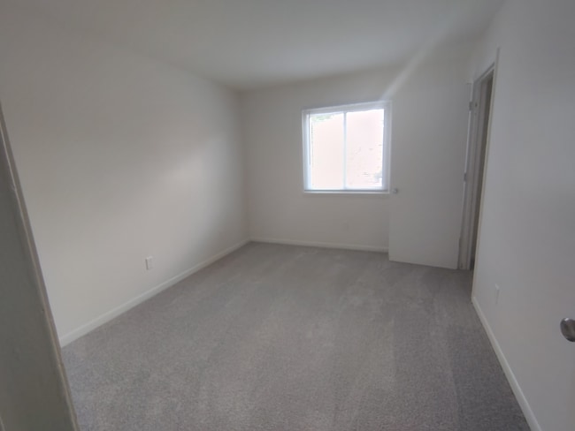 600 Reusens Rd in Lynchburg, VA - Foto de edificio - Building Photo