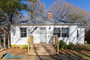 1803 Hillcrest Dr in Durham, NC - Building Photo